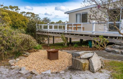 Binalong Bay Apartment | Sundrift Binalong