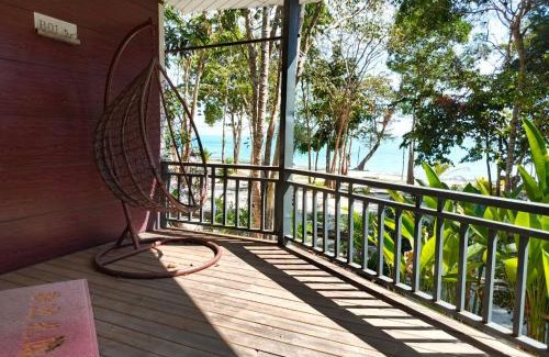 Koh Rong Bed & Breakfast | Sunny Beach Resort