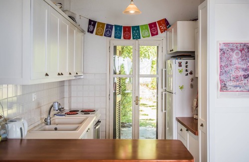 Kassandra House | Sunny Beachfront Home