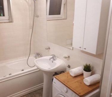 Sector 2 Apartment | Sunny Cozy Apartament Floreasca