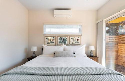 South Fair Oaks House | Sunny Guesthouse near Stanford w/Private Patio