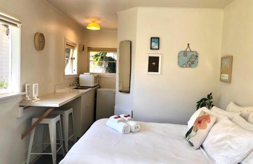 Motueka Hotel | Sunny, Serene Studio @ Motueka