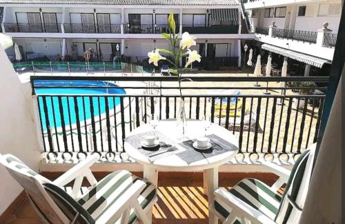 Los Cristianos Apartment | Sunny Studio in Los Cristianos