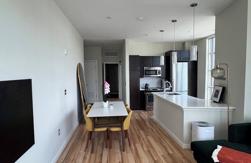 Cardozo Apartment | Sunny U Street + Balcony & Views