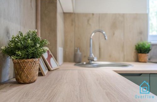 Old Town Apartment | Sunrise Apartment - 3 Minutes to PKP & Old Town