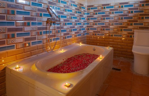 Kanoi Hotel | Sunrise Desert Resort