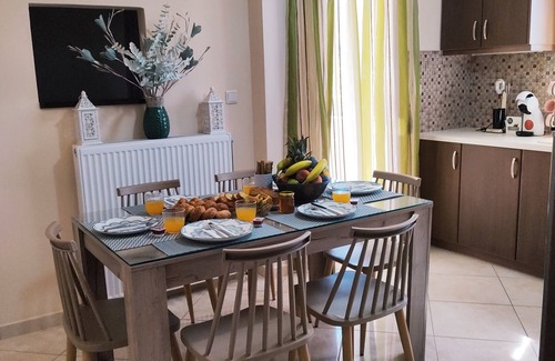 Monopari House | Sunrise Residence