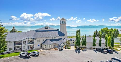 Harbor Village House | Sunrise Resort Room #302