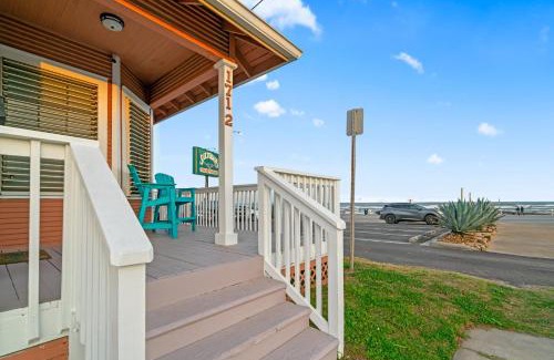 San Jacinto House | Sunrise Serenade Fabulous Location with Beautiful Ocean View
