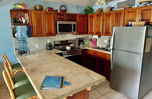 San Pedro Condo | Sunset Beach "A6" - Remodeled, Veranda Off Master, Kayaks, Bikes & More 🏖