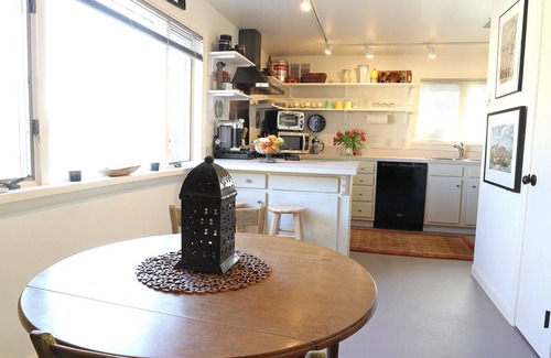 Santa Fe House | Sunset Casita off historic Old Santa Fe Trail