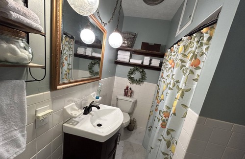 Bartow Cottage | Sunset Cottage 1 hr to Disney 30 min to LegoLand 1.5 hr to Gulf Beaches