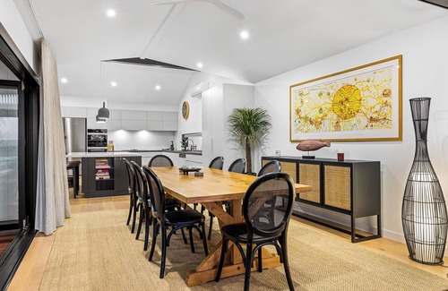 Noosa Heads Apartment | Sunset Lagoon ~ Noosa Luxury with Stunning Views