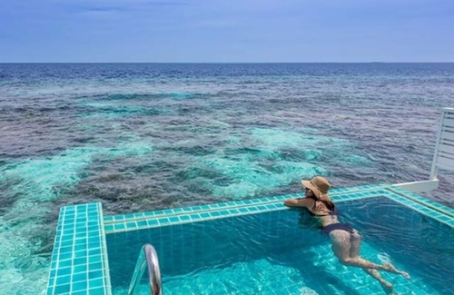 Centara Grand Island Apartment | SUNSET OCEAN POOL VILLA - KING