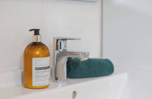 Donkerbroek Bed & Breakfast | Sunset Room in Donkerbroek