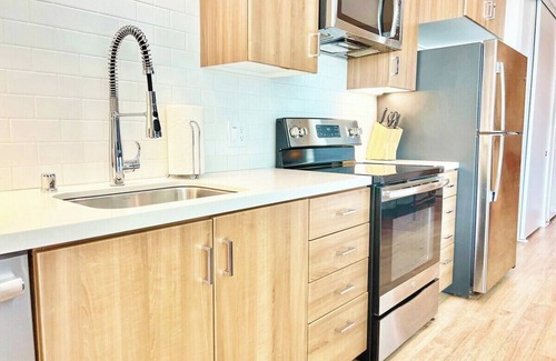 East Village Apartment | Sunset Stay in Downtown San Diego