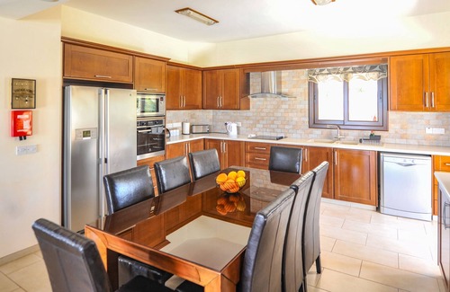 Argaka Villa | Sunset View Villa your coastal paradise in Argaka