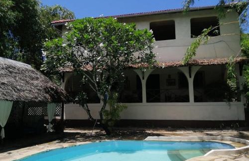 Kilifi Villa | Sunset villas Tropical Garden House