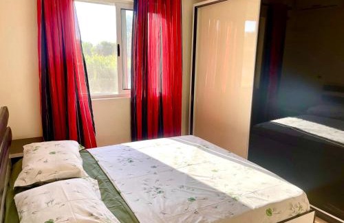 Velipoje Apartment | Sunshine beach apartment