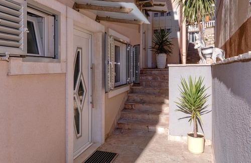 Krizna luka Apartment | Sunshine