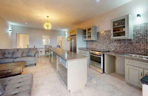 Point Blanche Apartment | SunThan Rentals. Unit # 1