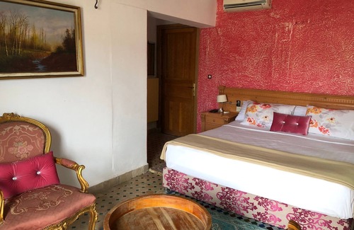 Malabata House | Superb room for 5 people with pool in Tangier