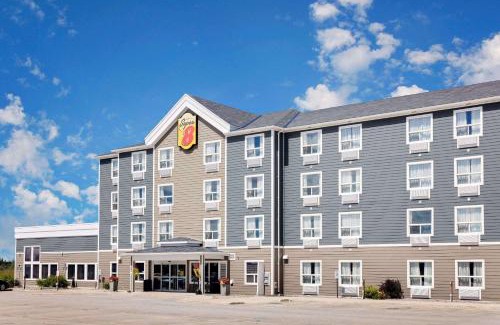 Kapuskasing Hotel | Super 8 by Wyndham Kapuskasing