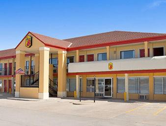 Woodward Hotel | Super 8 by Wyndham Woodward