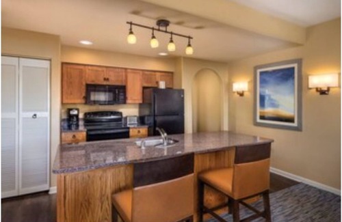 South Mountain Resort | Super Bowl stay, one bedroom, at the golf resort!