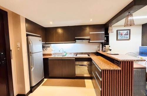 Santa Cruz Condo | Super Cebu Loft with Seaview