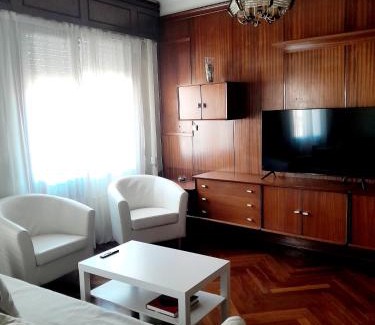 Ametzola House | Super-Central Bilbao