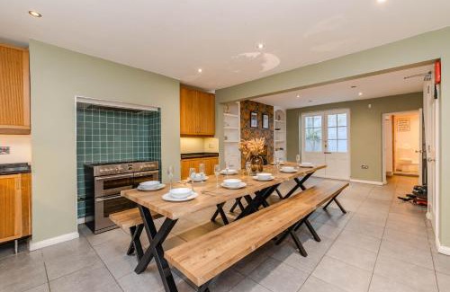 Seafront Apartment | Super Central Town House Next To Brighton Beach