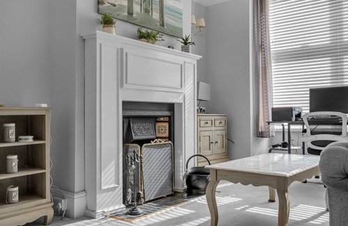 Cleethorpes House | Super Comfortable & High Quality