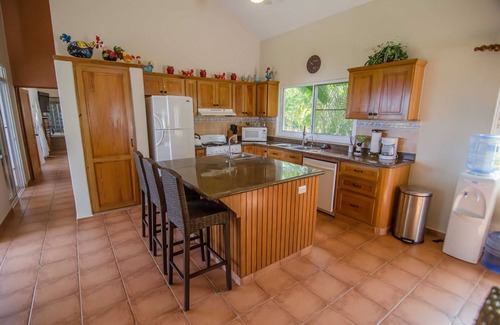 El Batey Villa | Super-Discounted 4BD guest-friendly villa, private pool, near everything!