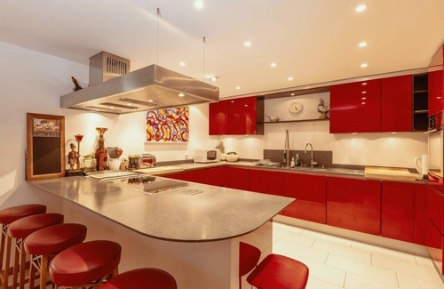 Saanen Ski Chalet | Super Luxurious Duplex Penthouse in Gstaad Center