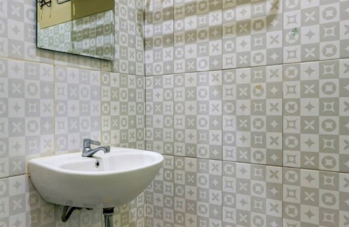 Sari Harjo Hotel | Super OYO 3496 Griya Gayatri Syariah