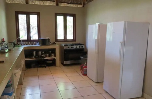 Inhambane Province House | Superb lodge with AC in Inhassoro - 9 bedrooms available