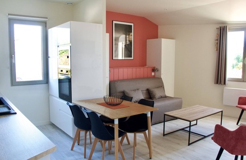 Saint-Pierre-d'Oleron Apartment | Superbe Appartement 2/4 Personnes au Centre de L'île D'oléron