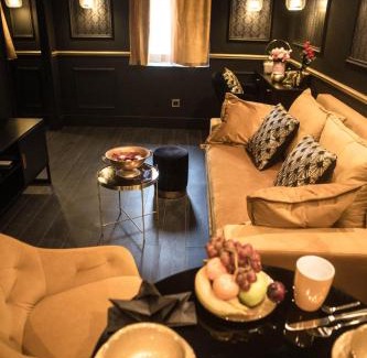 Villefranche-sur-Saone Apartment | Superbe Appartement avec Jacuzzi.
