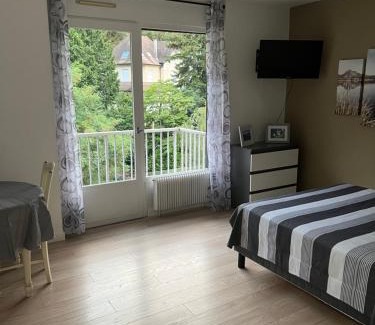 Aix-les-Bains Apartment | Superbe appartement en résidence avec piscine.