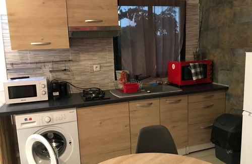 Saint-Andre Apartment | Superbe logement avec piscine chauffée et Jacuzzi