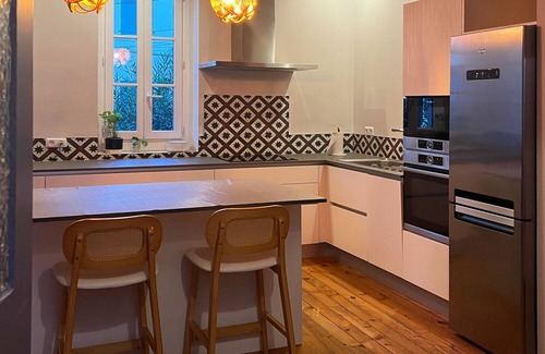 Biarritz House | Superbe Maison de Ville de 200m2, 5 Chambres, Terrasse, 10 min de la Plage