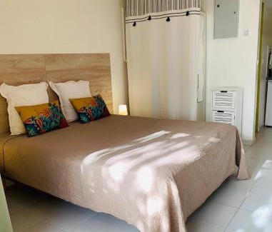 Sainte-Anne Apartment | Superbe Studio Ultra COSY à 2 min de la PLAGE