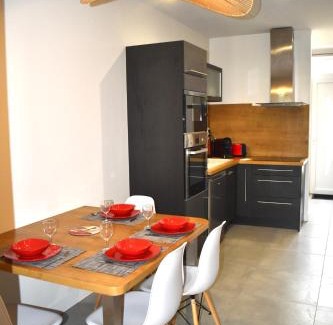 Arthes Apartment | Superbe T2 climatisé avec terrasse et jardin