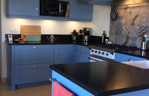 Bonnieux House | Superbly equipped stone country house with panoramic view 4bedroom, 4bathroom 8pers