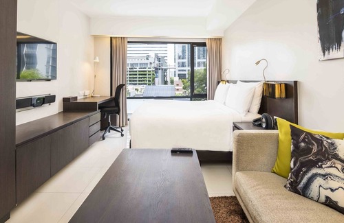 Bangkok Central Business District House | Superior, BTS Asoke, Emquartier, Wifi