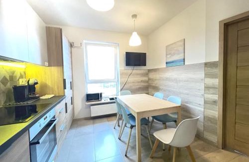Warsaw Apartment | Superior Komputerowa, 4 rooms, 3 bedrooms, Airport-City train, Metro! 24h reception!
