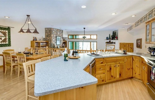 Tofte House | Superior Sanctuary on Lake Superior. Just 6 mi from Lutsen Mountain ski resort!