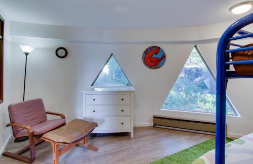 Otter Rock House | Surf Dome at Otter Rock