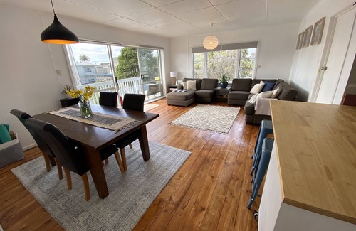 Whangamata House | Surf N Stay Whangamata